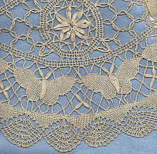 Guipure lace with Torchon lace edging